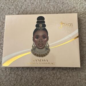JUVIAS PLACE VANESSA PALETTE